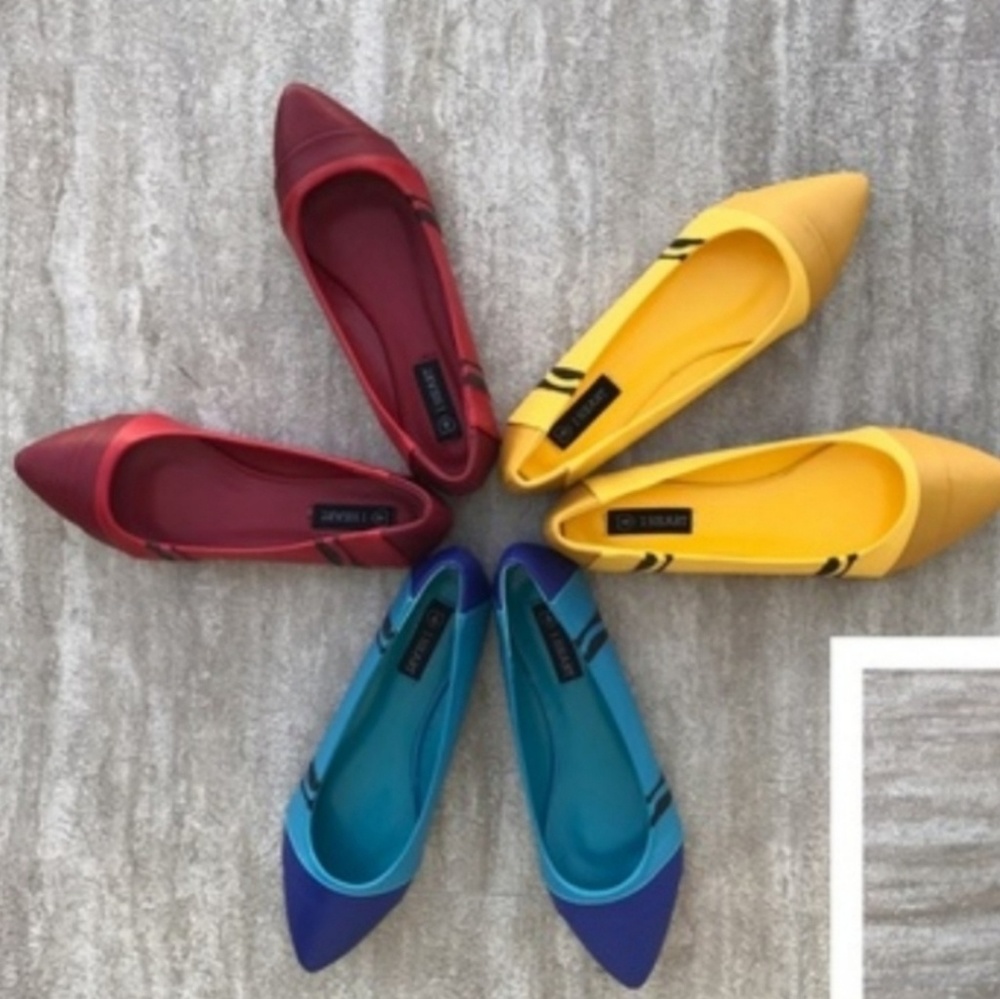 📣1pair left* Sz 11📣Iron Fist Crayon Ballet Flats - Picture 2 of 3